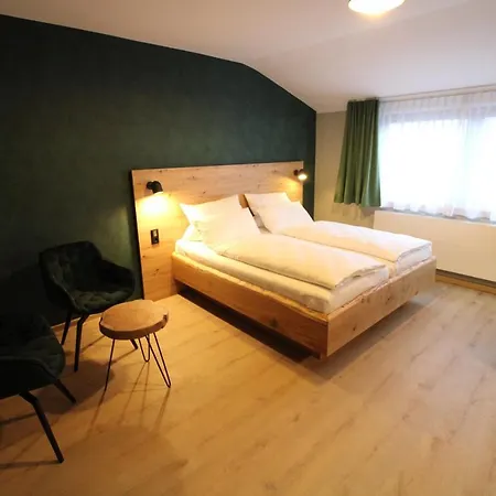 Der Hirsch Hotel *