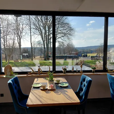 Hotel Der Hirsch *