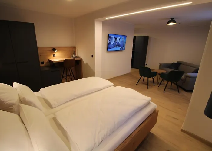 Der Hirsch * モンシャウ