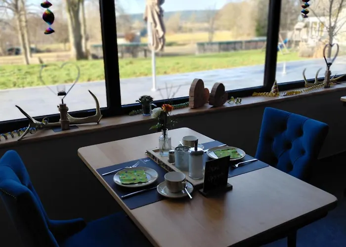 Der Hirsch Szálloda *