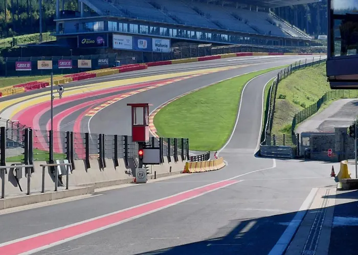 Der Hirsch ホテル